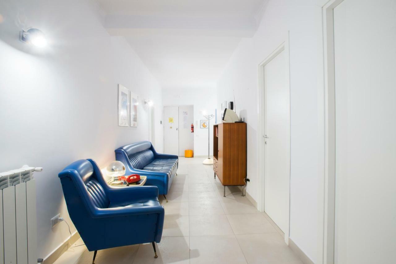 Interno16Holidayhome Наполи Екстериор снимка
