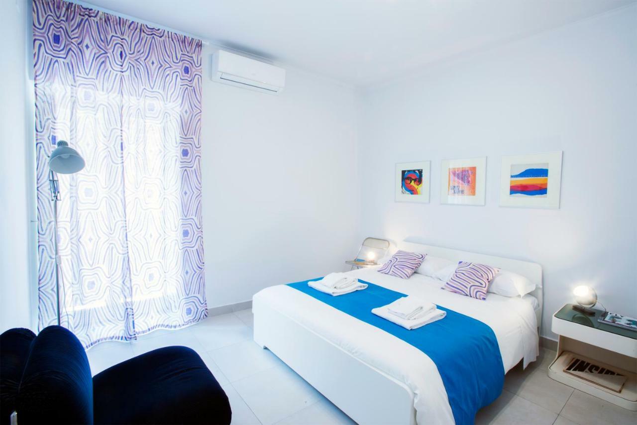 Interno16Holidayhome Наполи Екстериор снимка