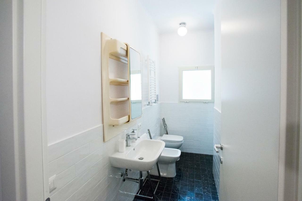Interno16Holidayhome Наполи Екстериор снимка